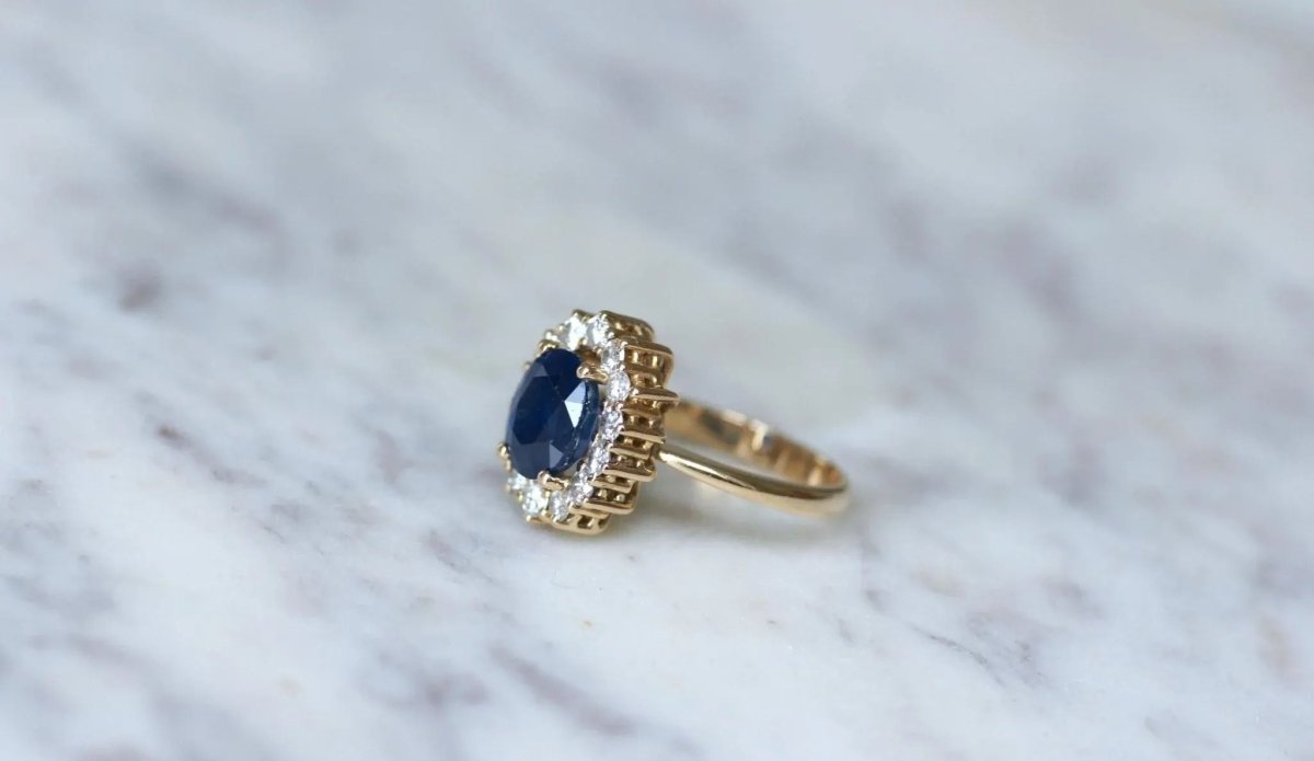 Bague Marguerite Saphir et Diamants sur Or jaune - Castafiore