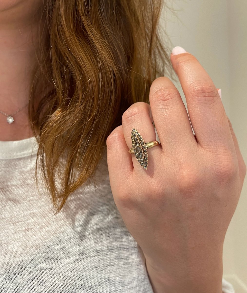Bague marquise ancienne or jaune diamants Salt & Pepper taille en rose - Castafiore