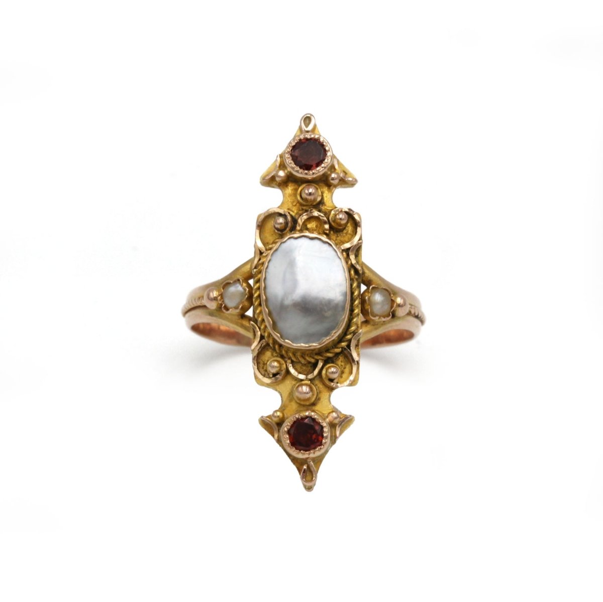 Bague Marquise Ancienne - Or, Nacre, Demi - perles & Grenats - Castafiore