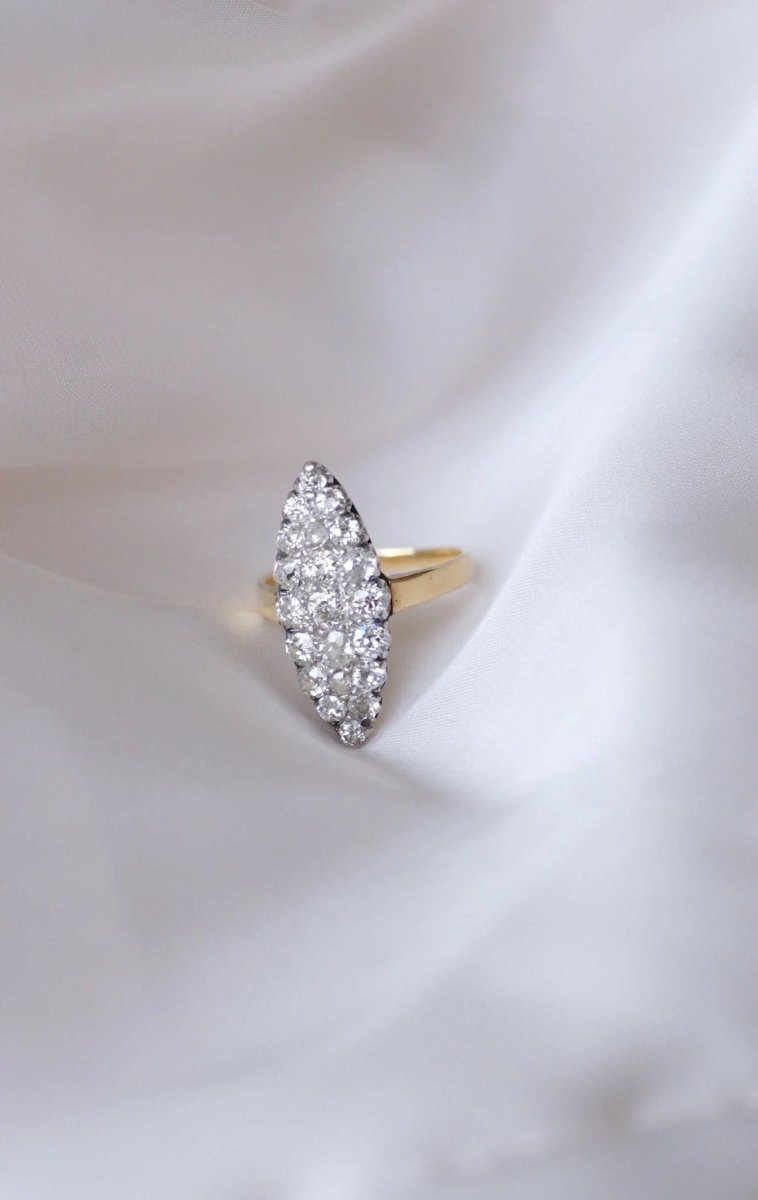 Bague Marquise diamants sur or et platine - Castafiore