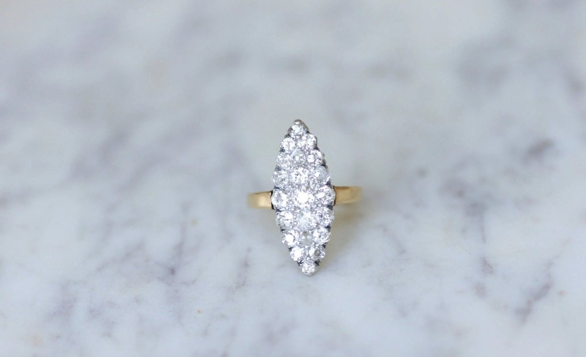 Bague Marquise diamants sur or et platine - Castafiore