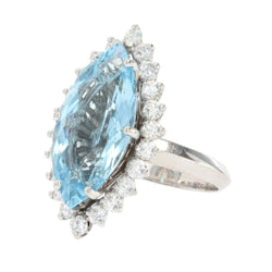 Bague Marquise en or blanc, aigue - marine et diamants - Castafiore