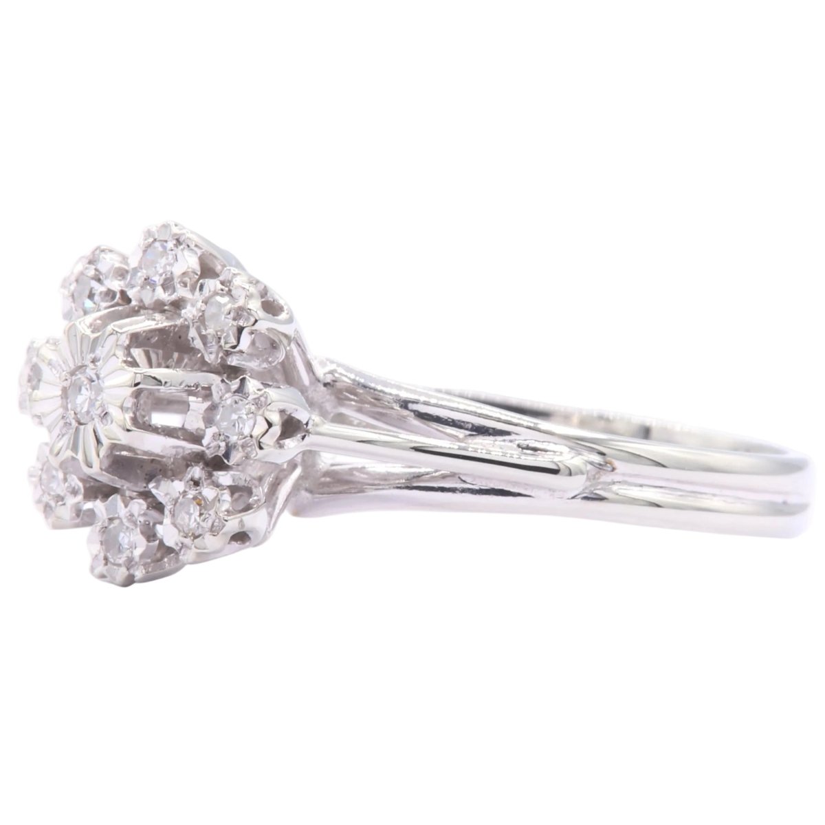 Bague Marquise en or blanc et diamants - Castafiore