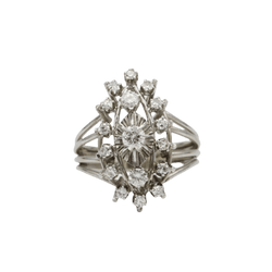 Bague Marquise en or blanc et diamants - Castafiore