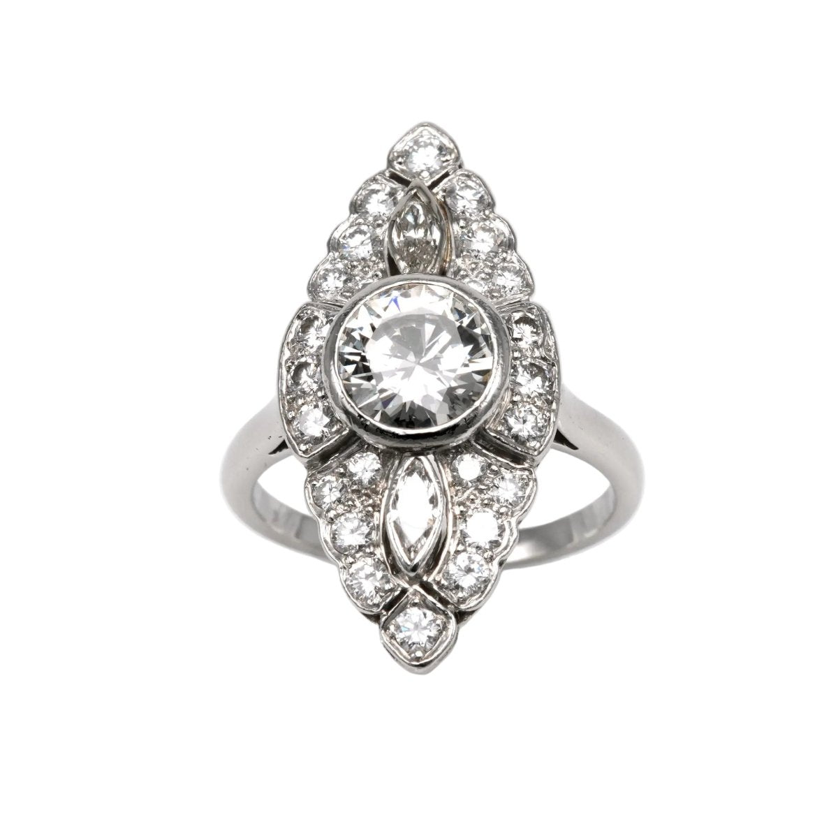Bague Marquise en or blanc et diamants - Castafiore