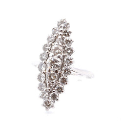 Bague Marquise en or blanc et diamants - Castafiore