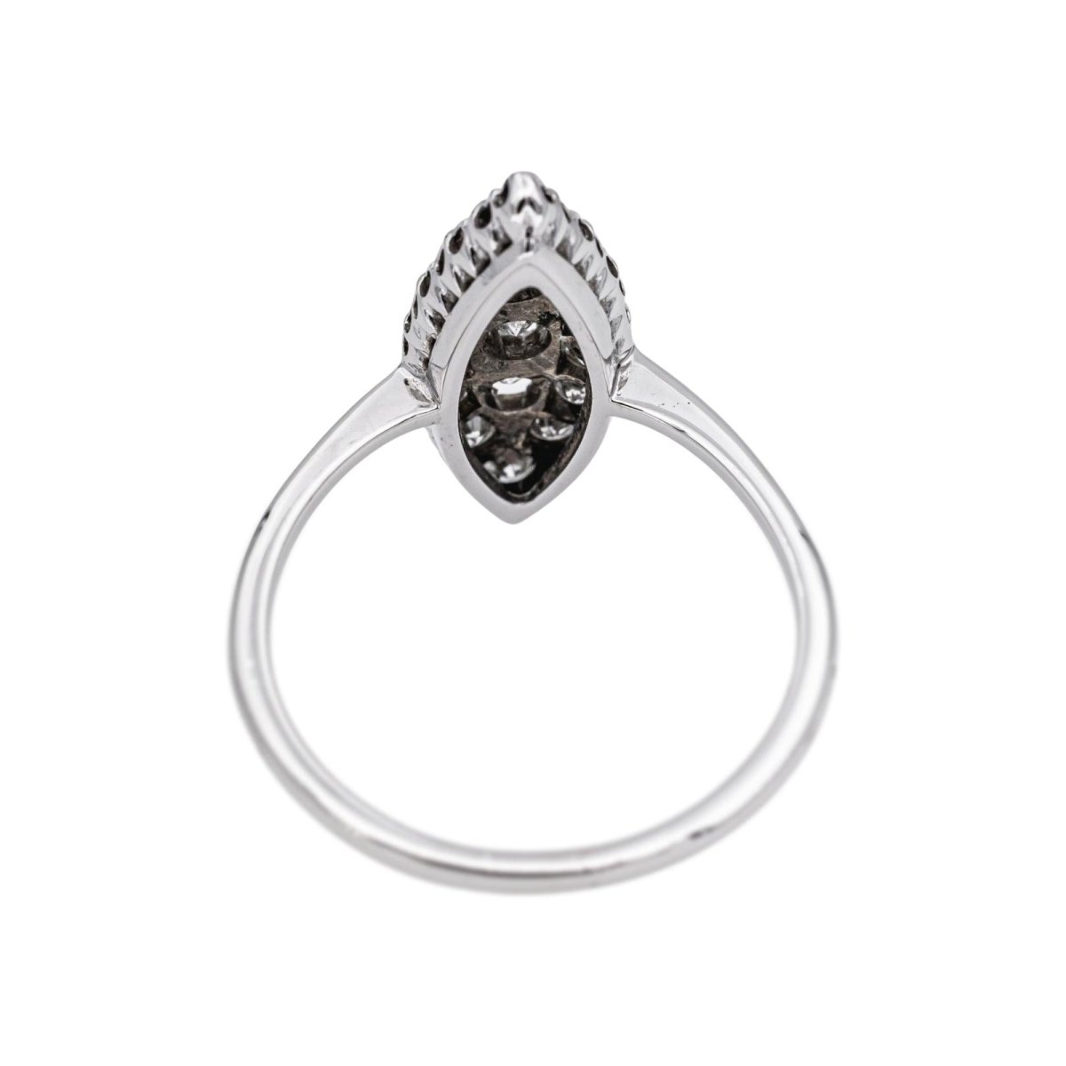 Bague Marquise en or blanc et diamants - Castafiore