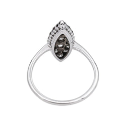 Bague Marquise en or blanc et diamants - Castafiore