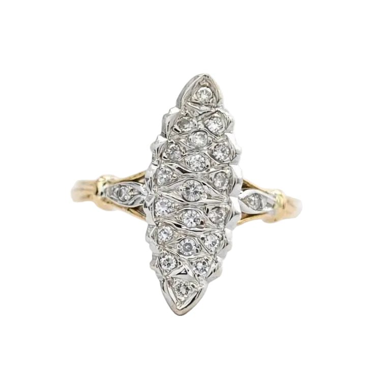Bague Marquise en or blanc, or jaune et diamants - Castafiore