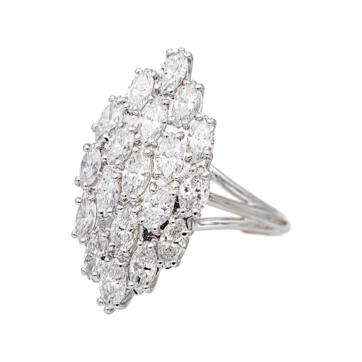 Bague Marquise en or blanc, platine et diamants - Castafiore