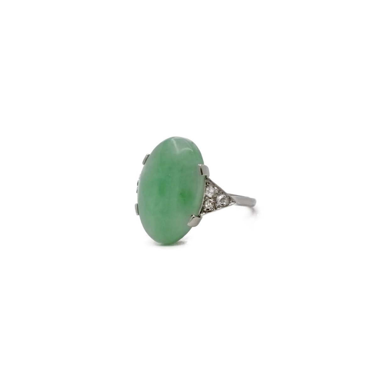 Bague Marquise en or blanc, platine, jade et diamants - Castafiore
