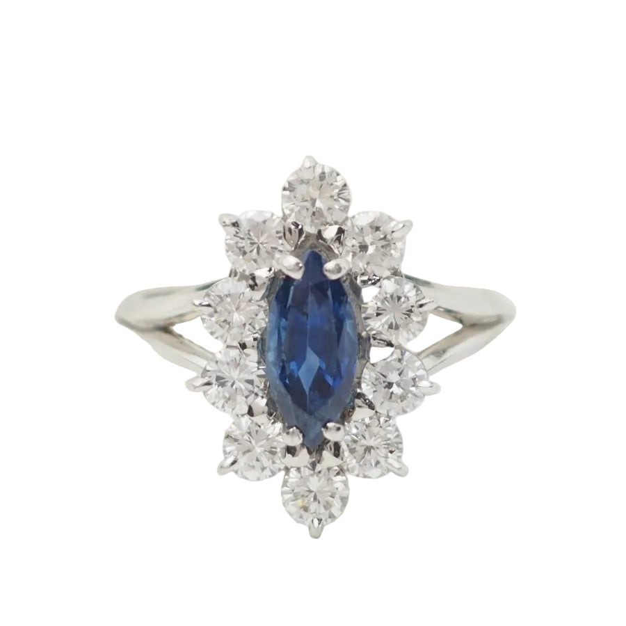 Bague marquise en or blanc, saphir et diamants - Castafiore