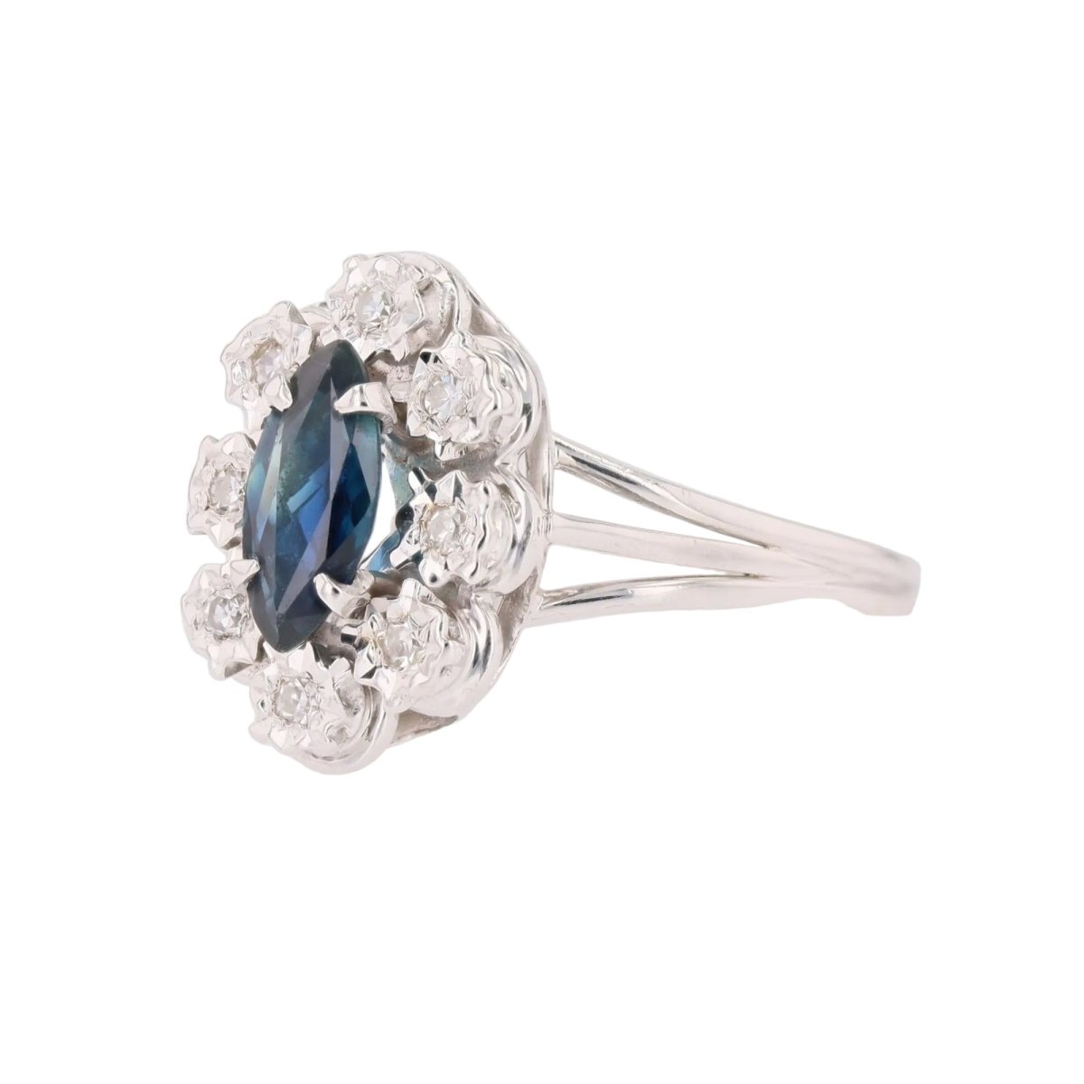 Ring sapphire marquise diamonds