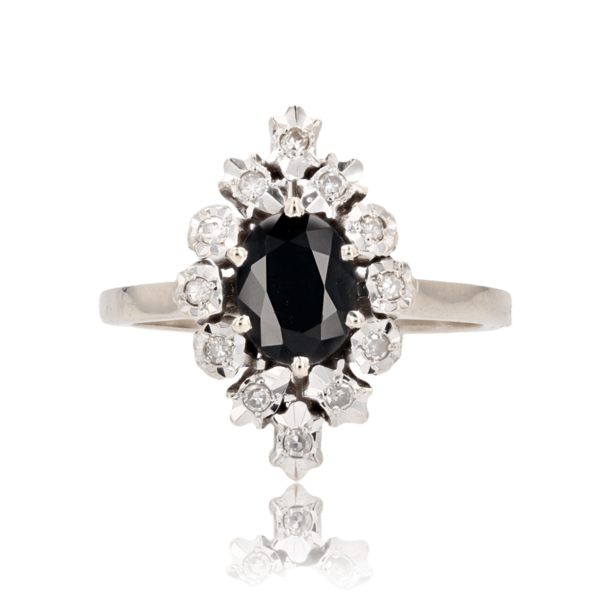 Bague Marquise en or blanc, saphir et et diamants - Castafiore