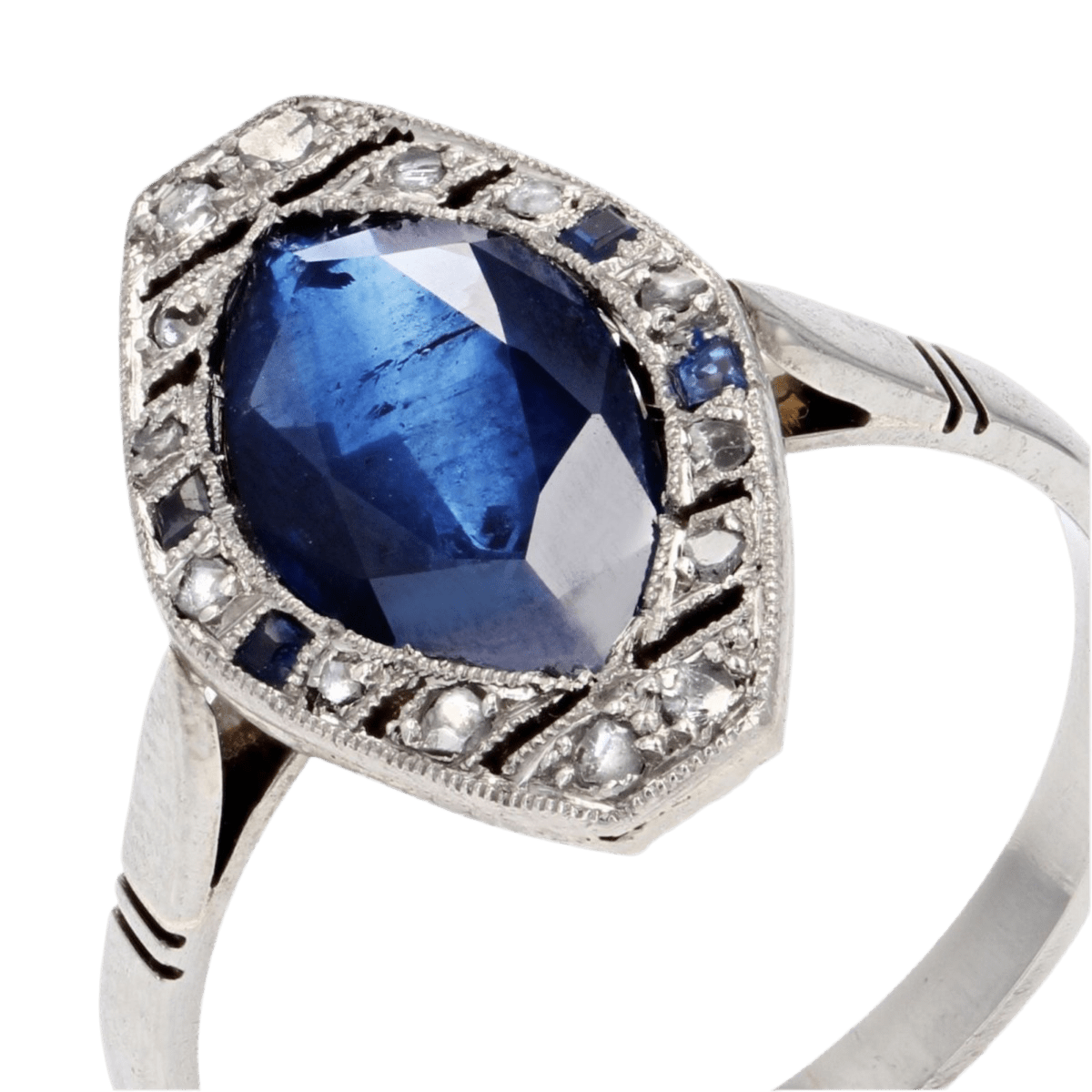 Bague Marquise en or blanc, saphirs et diamants - Castafiore