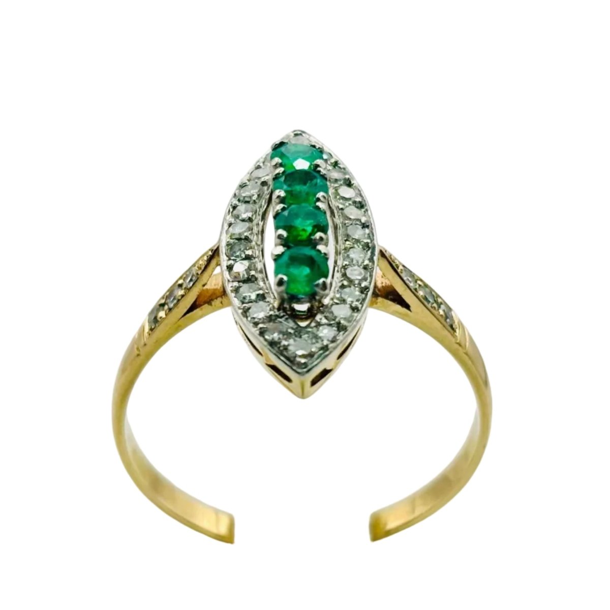 Bague Marquise en or jaune, émeraudes, et diamants - Castafiore