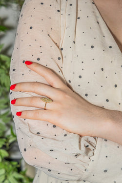 Bague Marquise en or jaune et diamant - Castafiore