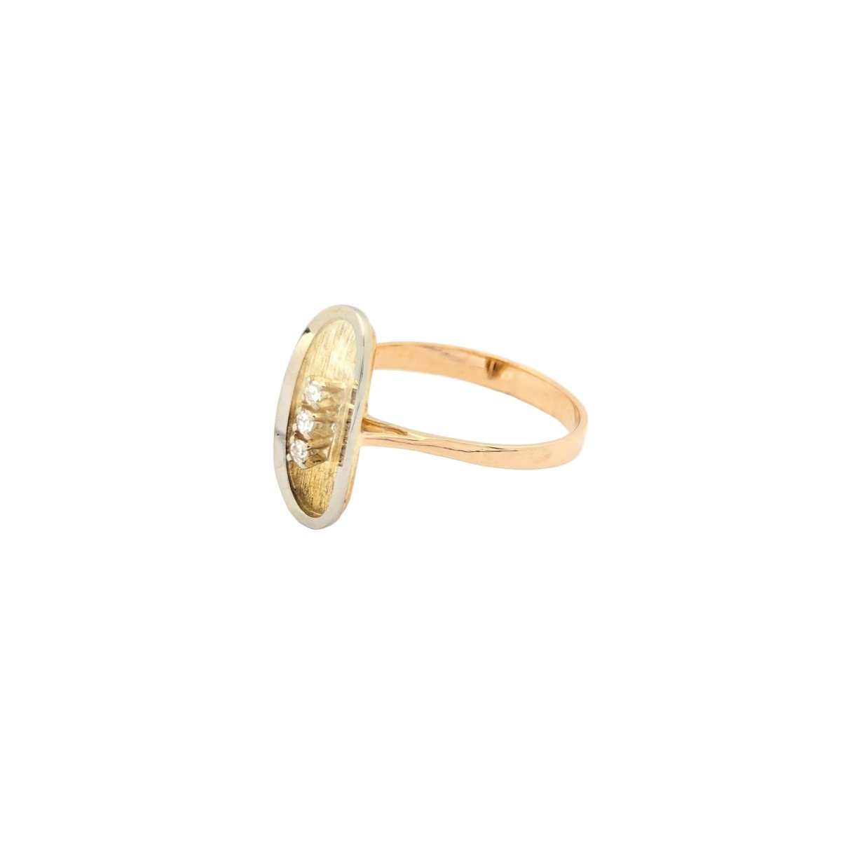 Bague Marquise en or jaune et diamants - Castafiore