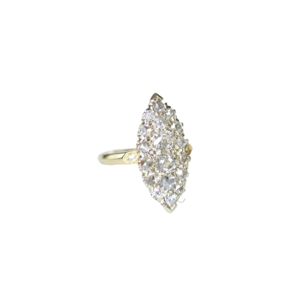 Bague Marquise en or jaune et diamants - Castafiore