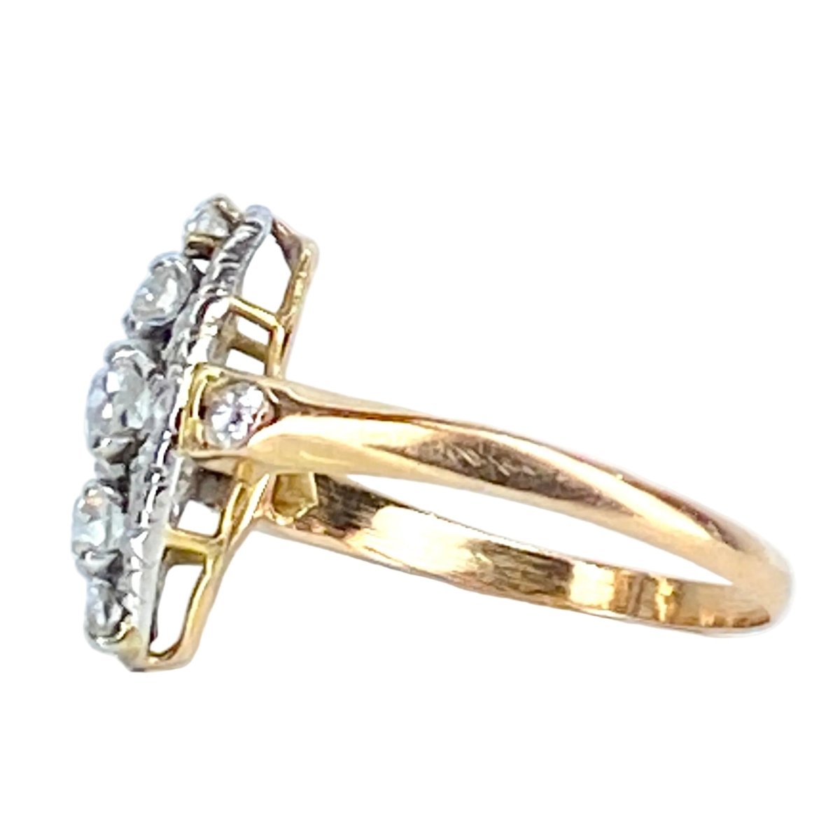 Bague Marquise en or jaune et diamants - Castafiore