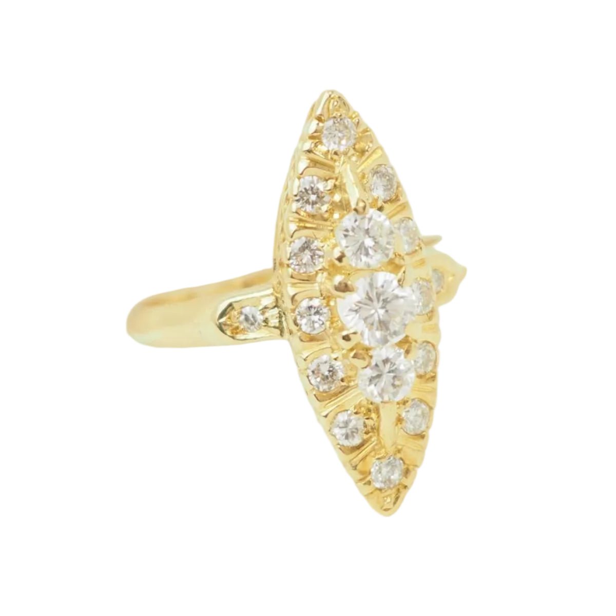 Bague Marquise en or jaune et diamants - Castafiore