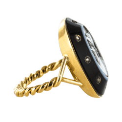 Bague Marquise en or jaune, onyx et diamants - Castafiore