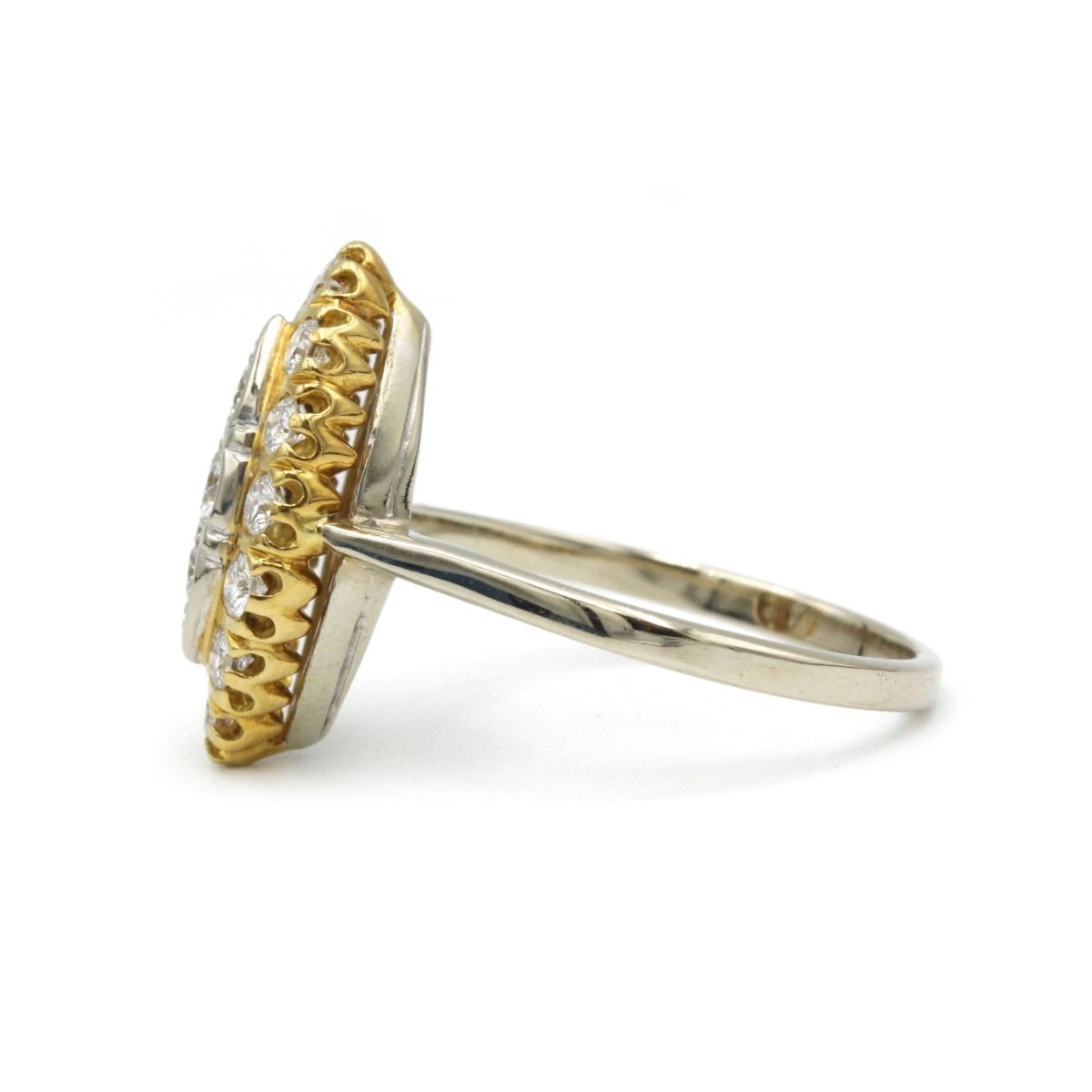 Bague Marquise en or jaune, or blanc et diamants - Castafiore