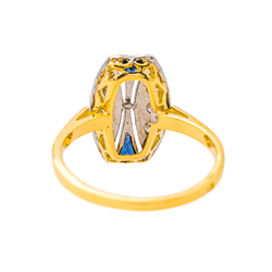 Bague Marquise en or jaune, or blanc, saphirs et diamants - Castafiore