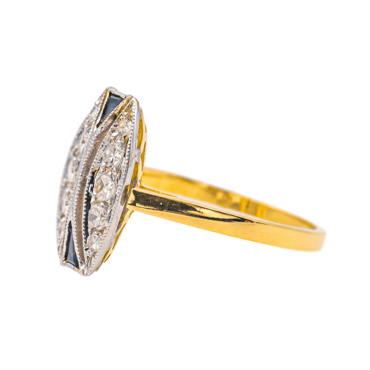 Bague Marquise en or jaune, or blanc, saphirs et diamants - Castafiore