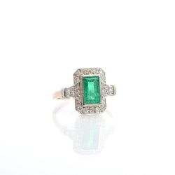 Bague Marquise en or jaune, platine, émeraude et diamants - Castafiore