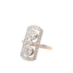 Bague Marquise en or jaune, platine et diamants - Castafiore