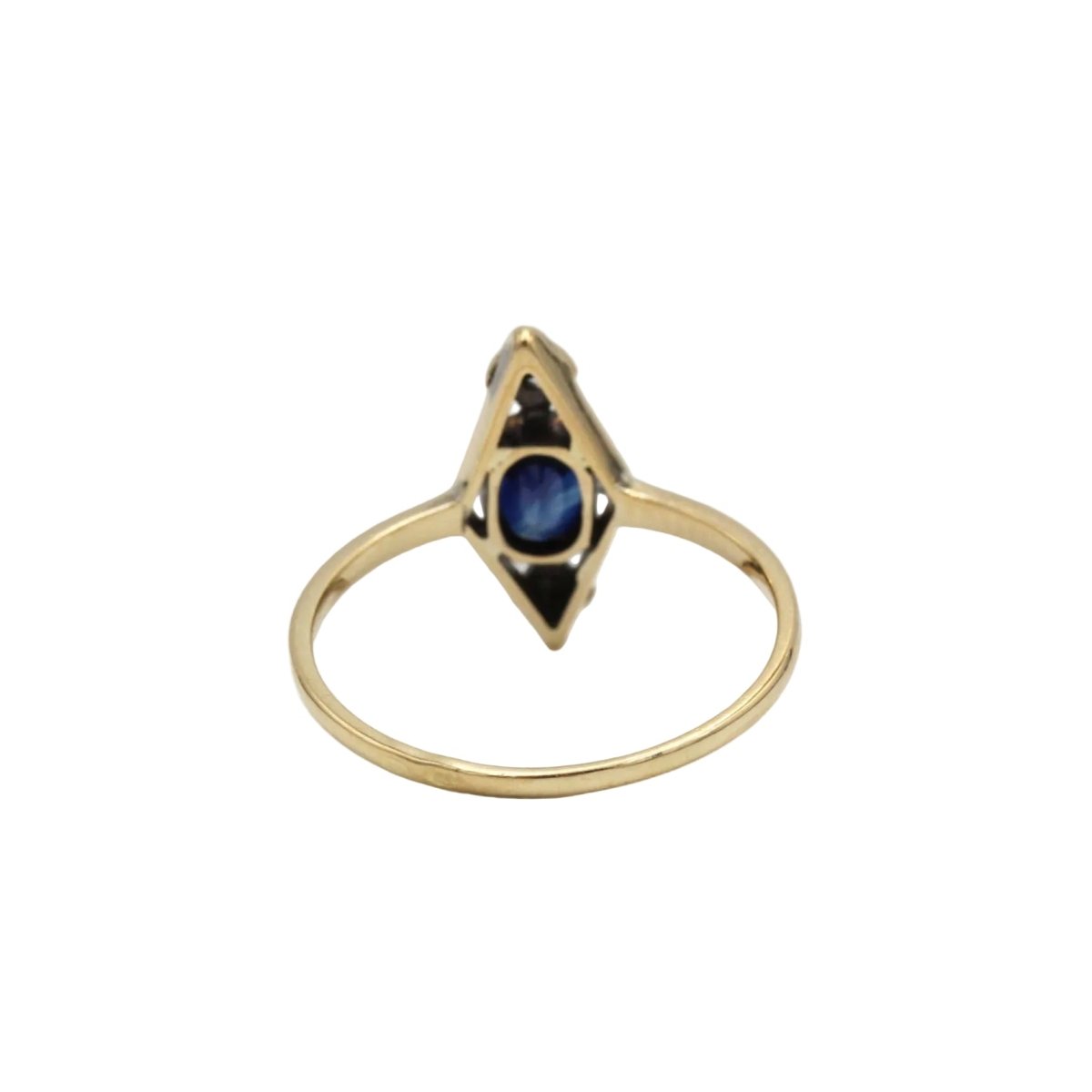 Bague Marquise en or jaune, platine, saphir et diamants - Castafiore