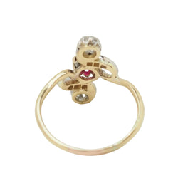 Bague marquise en or jaune, rubis et diamants - Castafiore