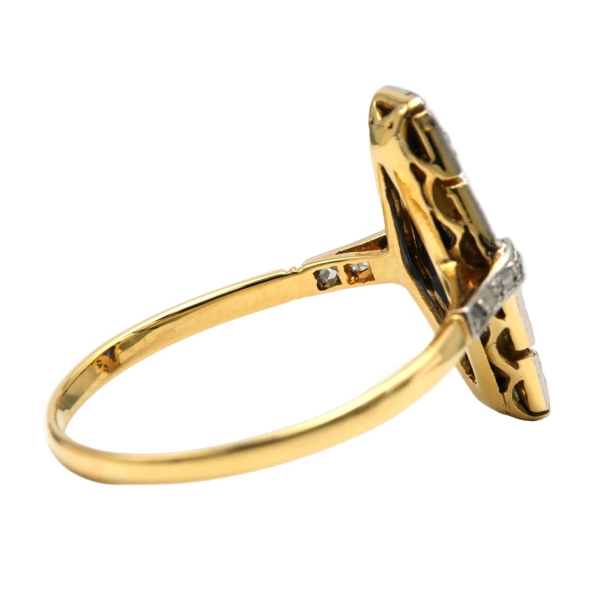 Bague Marquise en or jaune, saphir et diamants - Castafiore