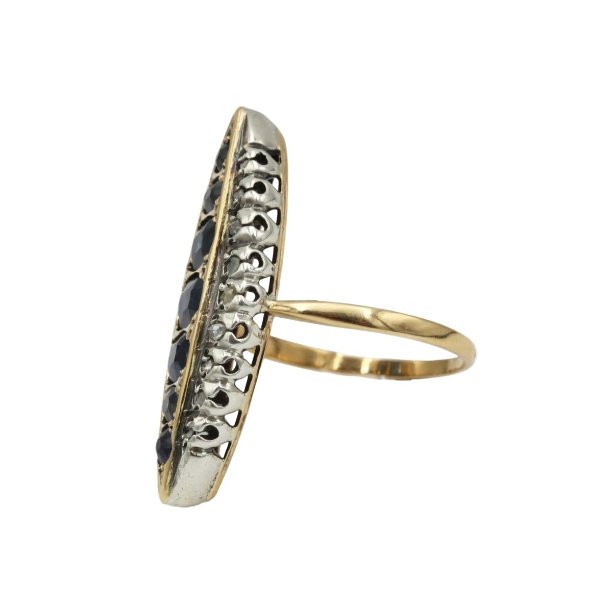 Bague Marquise en or jaune, saphirs et diamants - Castafiore