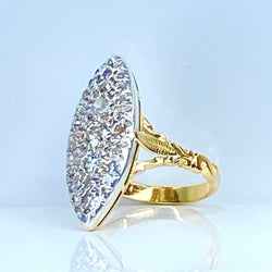 Bague Marquise en or, platine et diamants - Castafiore