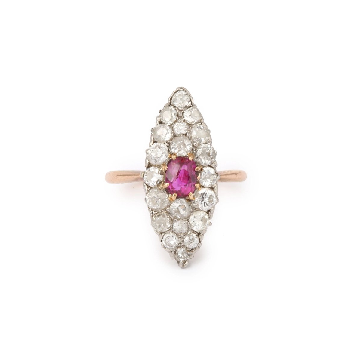 Bague Marquise en or, platine, rubis et diamants - Castafiore