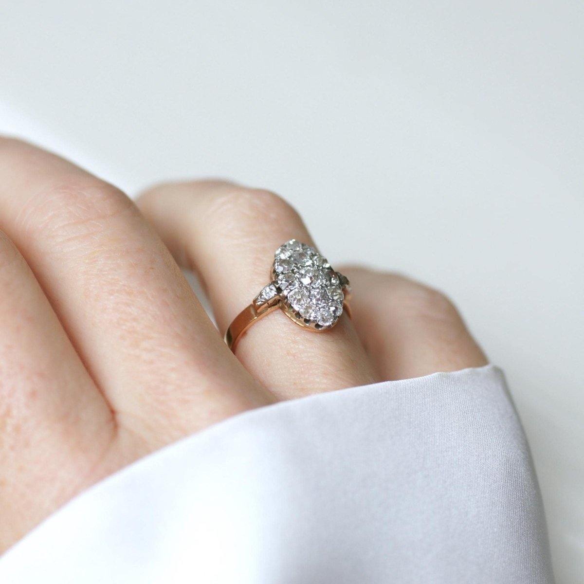 Bague Marquise en or rose et diamants - Castafiore