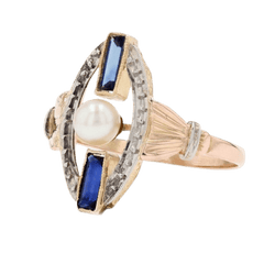 Bague Marquise en or rose, or blanc, perle et saphirs - Castafiore