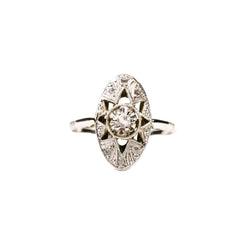 Bague Marquise en platine et diamants - Castafiore