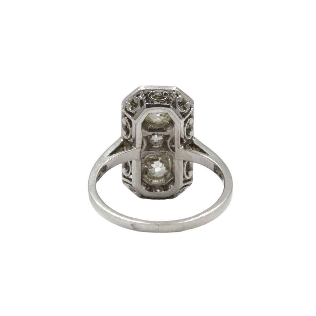 Bague Marquise en platine et diamants - Castafiore