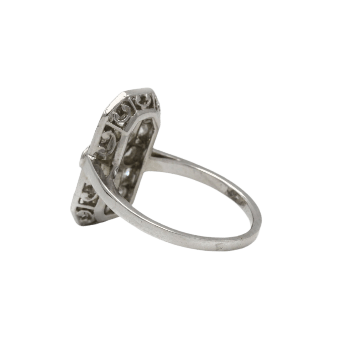 Bague Marquise en platine et diamants - Castafiore