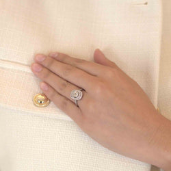 Bague Marquise en platine et diamants - Castafiore