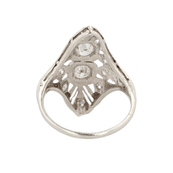 Bague Marquise en platine et diamants - Castafiore