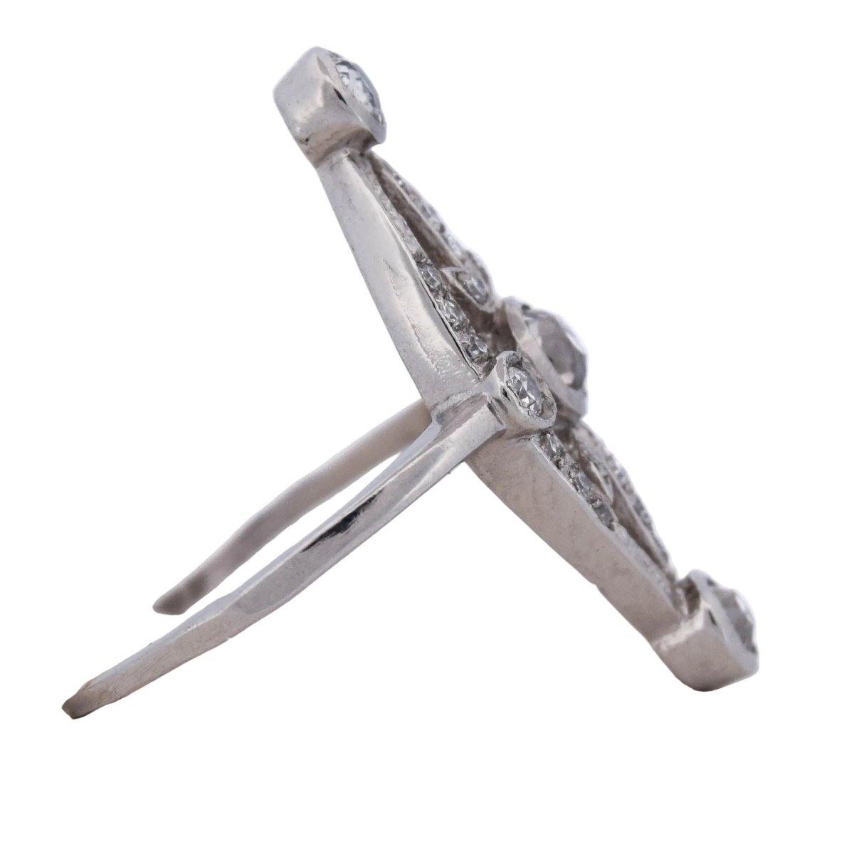 Bague Marquise en platine et diamants - Castafiore