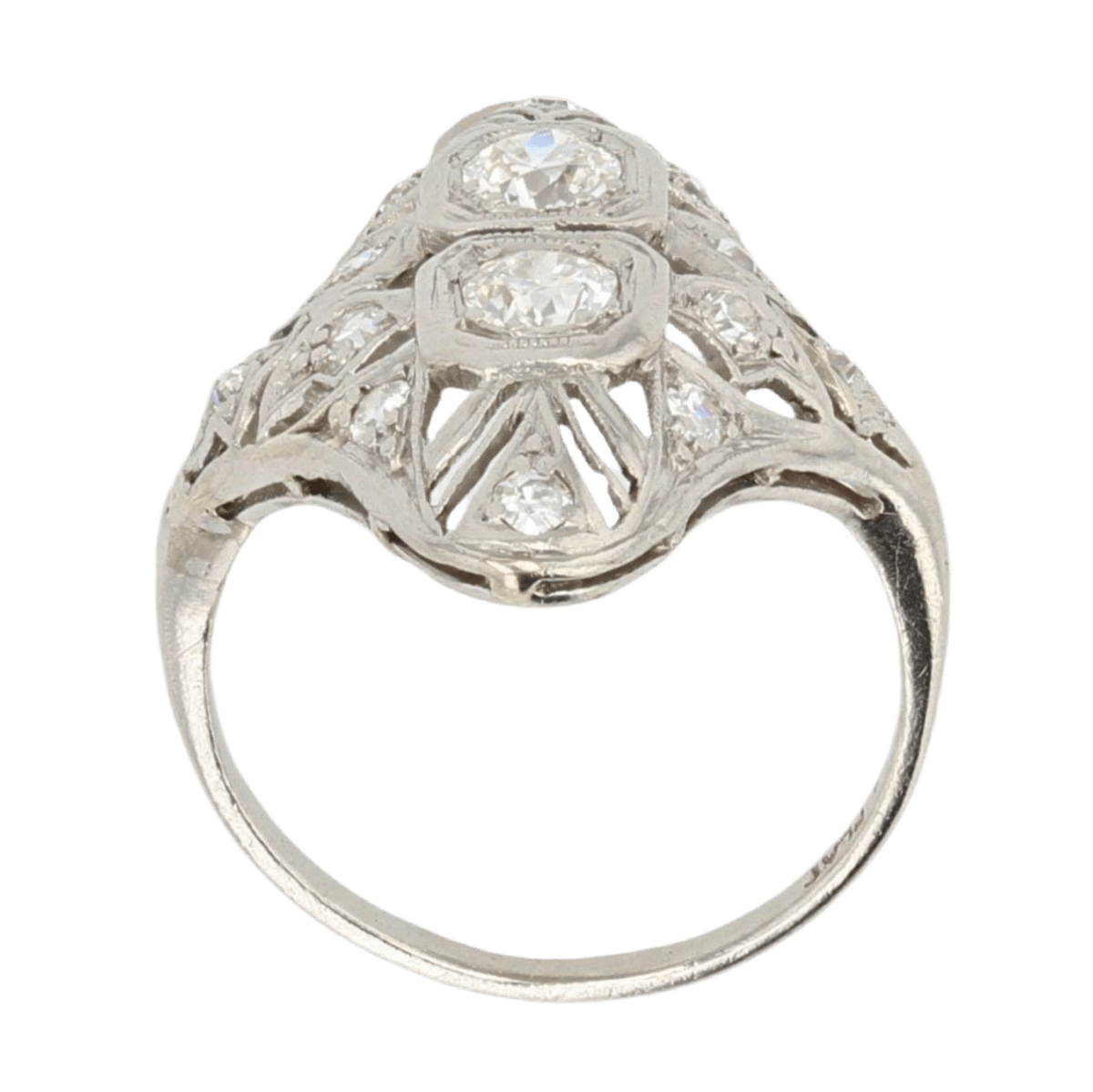 Bague Marquise en platine et diamants - Castafiore