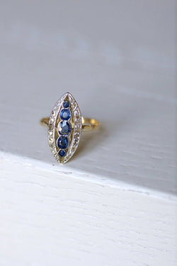 Bague marquise saphirs entourage diamants - Castafiore