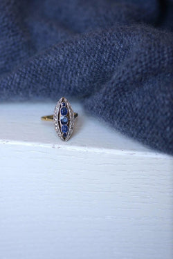 Bague marquise saphirs entourage diamants - Castafiore