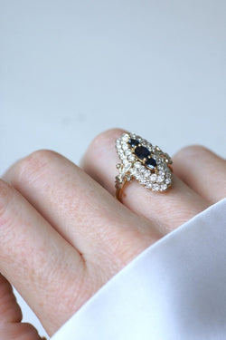 Bague Marquise Saphirs et Diamants Or Jaune - Castafiore