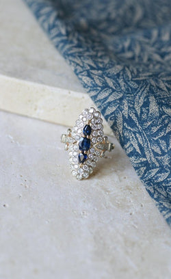 Bague Marquise Saphirs et Diamants Or Jaune - Castafiore